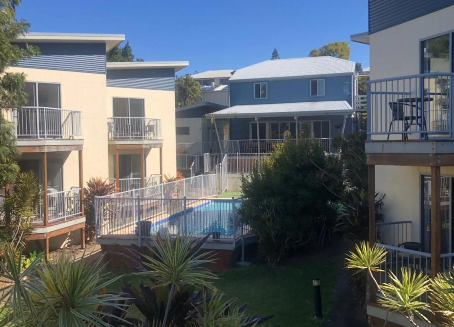 Emu Park Beach Resort