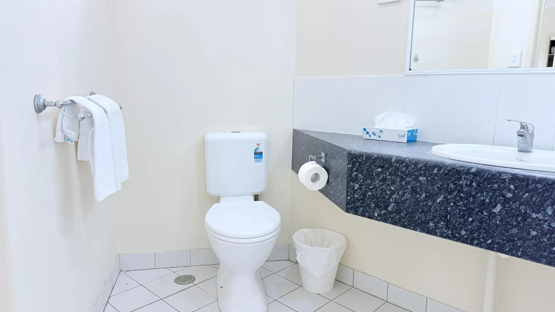 Emu Park Beach Resort