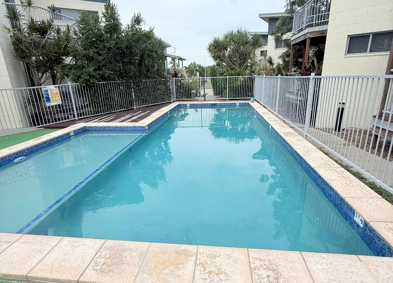 Emu Park Beach Resort