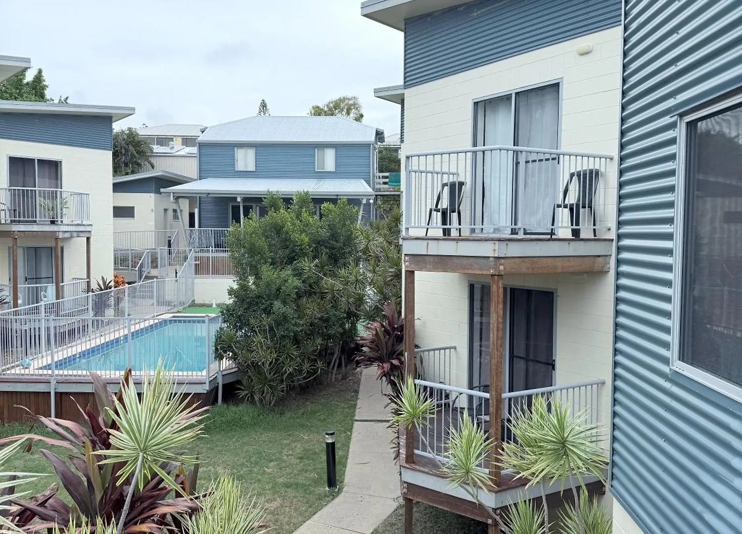 Emu Park Beach Resort