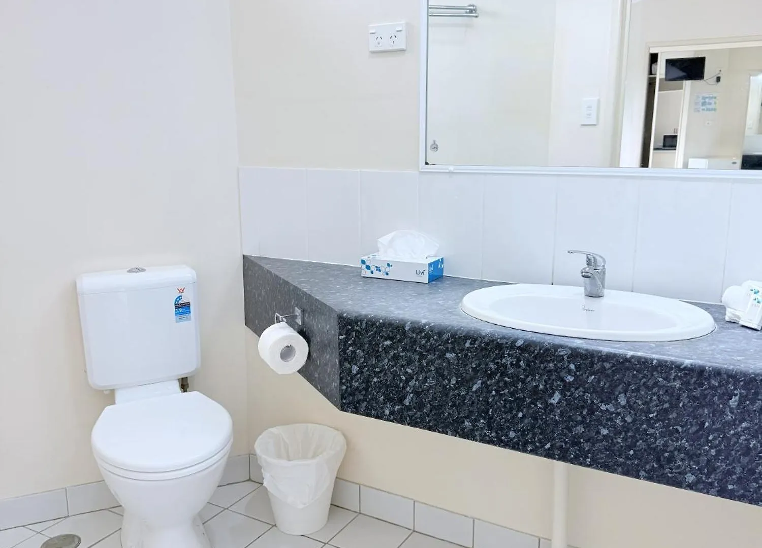***  Emu Park Beach Resort Australia