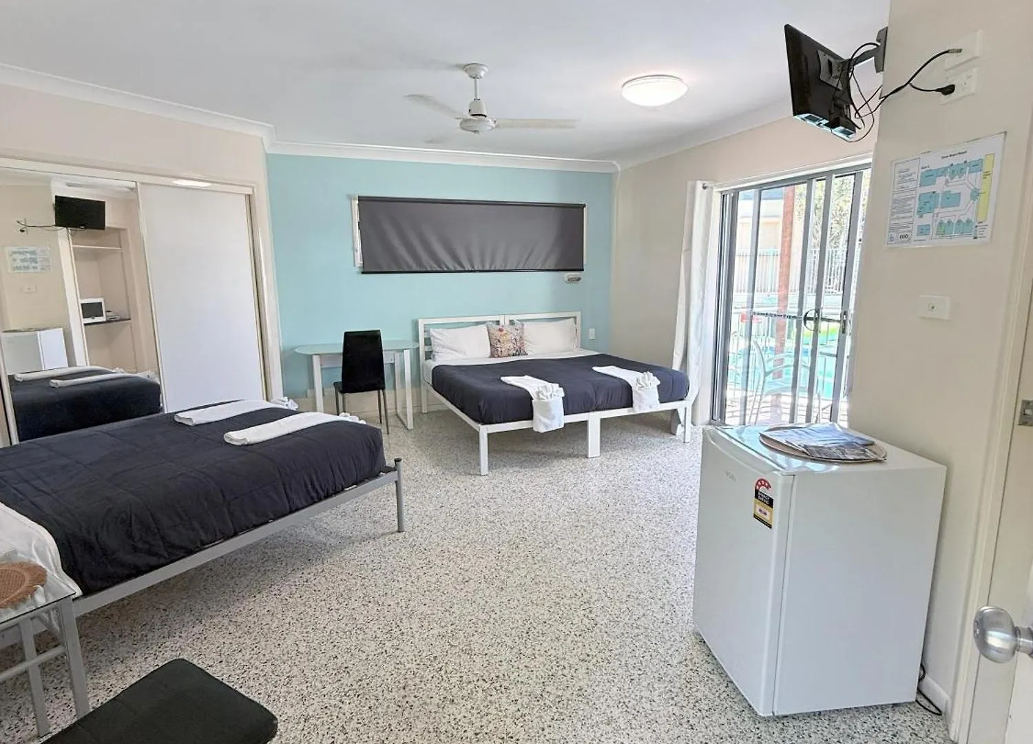 Emu Park Beach Resort  Emu Park
