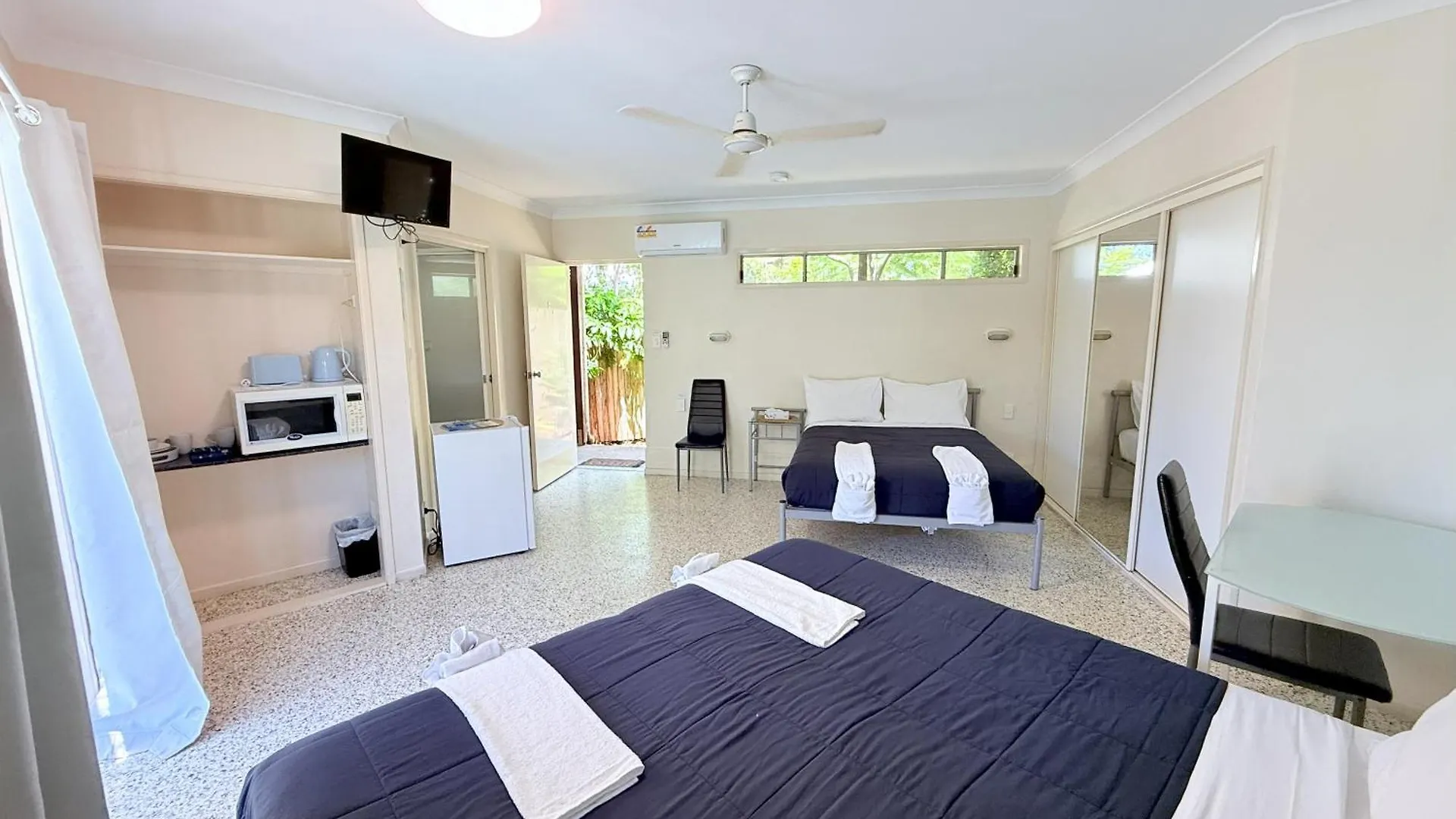 Emu Park Beach Resort