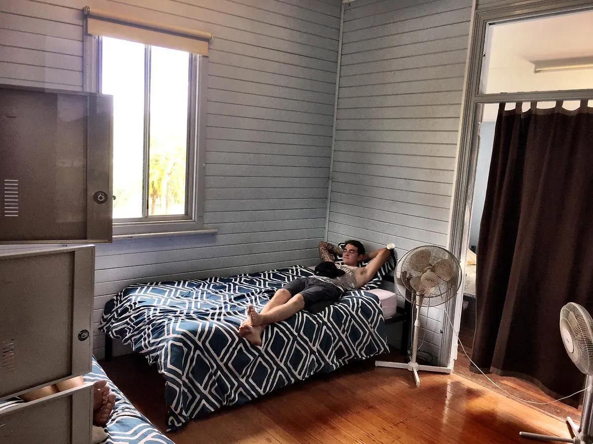 Emu Park Beach Resort